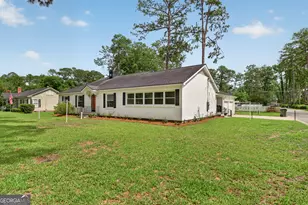 808 Seminole Trail, Waycross, GA 31501 - Photo 2