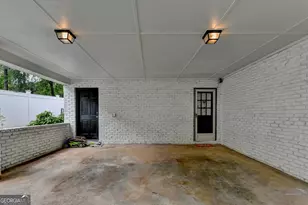 2048 Fisher Trail NE, Atlanta, GA 30345 - Photo 4