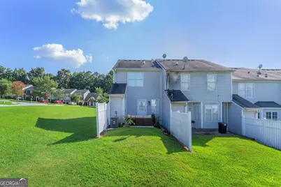 1327 Hollenbeck Lane, Riverdale, GA 30296 - Photo 2