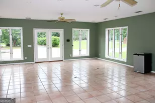338 Lakeview Dr, Baxley, GA 31513 - Photo 14