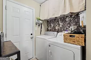 9421 Forest Knoll Dr, Jonesboro, GA 30238 - Photo 12
