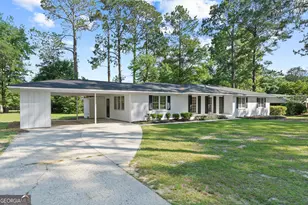 223 Brookwood Dr, Dublin, GA 31021 - Photo 2