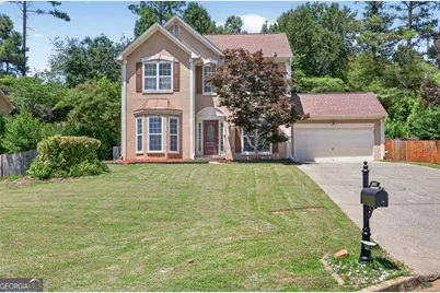 2865 Stonehenge Court, Cumming, GA 30041 - Photo 2