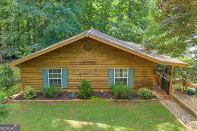 776 Normandy Trail, Lavonia, GA 30553 - Photo 2