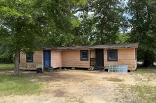 1610 Academy Ave, Dublin, GA 31021 - Photo 2