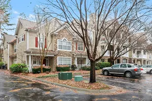 933 Sandringham Dr, Alpharetta, GA 30004 - Photo 1