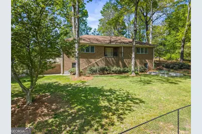 725 Nix Drive, Gainesville, GA 30501 - Photo 4