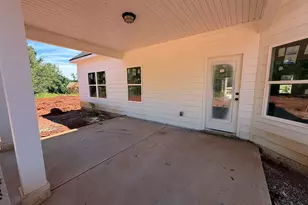 1320 Sycamore Circle, Griffin, GA 30224 - Photo 2