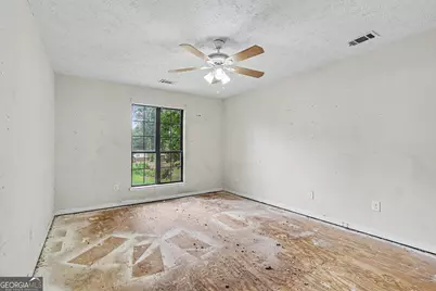 8326 Commanche Court, Jonesboro, GA 30236 - Photo 12