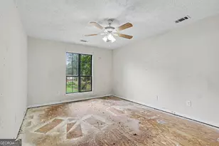 8326 Commanche Ct, Jonesboro, GA 30236 - Photo 12