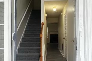 5675 Hampton Ct, College Park, GA 30349 - Photo 4