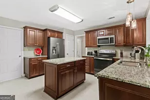 8409 Waverly Dr, Jonesboro, GA 30236 - Photo 18
