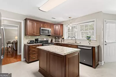 8409 Waverly Drive, Jonesboro, GA 30236 - Photo 16