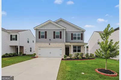 8236 Castleton Drive, Fairburn, GA 30213 - Photo 2
