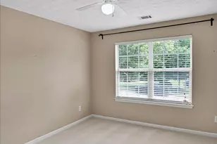 3725 Crescent Walk Ln, Suwanee, GA 30024 - Photo 20