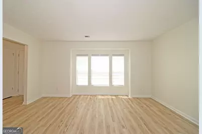 6060 Old Wellborn Trace, Lithonia, GA 30058 - Photo 12