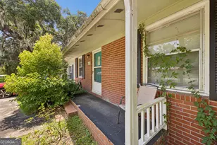 110 North End Dr, Brunswick, GA 31525 - Photo 2