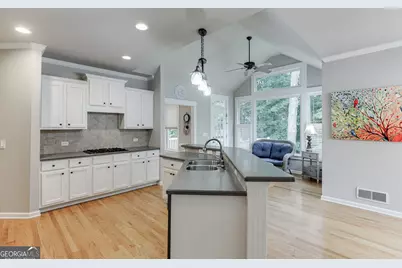 5843 Peacock Lane, Hoschton, GA 30548 - Photo 14