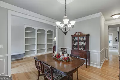 5843 Peacock Lane, Hoschton, GA 30548 - Photo 8