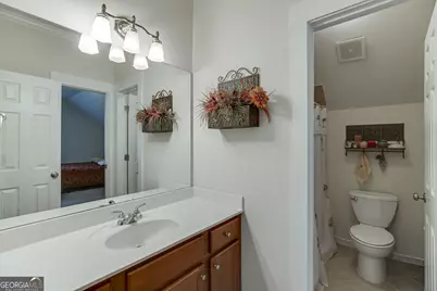 5843 Peacock Lane, Hoschton, GA 30548 - Photo 32