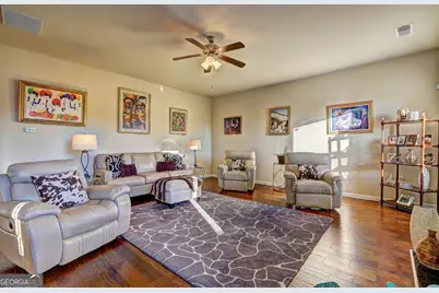 609 Caledon Way, Hampton, GA 30228 - Photo 20