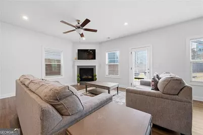4095 Lake Manor Way, Atlanta, GA 30349 - Photo 6