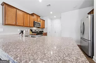 4095 Lake Manor Way, Atlanta, GA 30349 - Photo 10