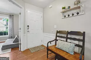347 Balaban Cir, Woodstock, GA 30188 - Photo 2