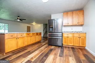 235 E Knight Dr, Carrollton, GA 30116 - Photo 18