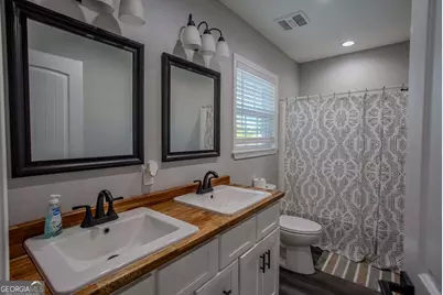 333 E Gillis Street, Mount Vernon, GA 30445 - Photo 14
