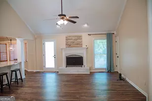30 Laurelwood Cir, Griffin, GA 30224 - Photo 8