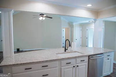 30 Laurelwood Circle, Griffin, GA 30224 - Photo 16