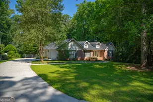 30 Laurelwood Cir, Griffin, GA 30224 - Photo 1