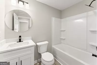 239 E Currahee Street, Toccoa, GA 30577 - Photo 14