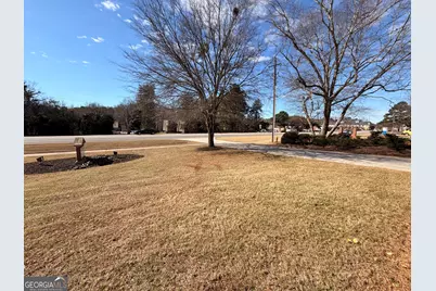 1165 Cedar Shoals Drive #B, Athens, GA 30605 - Photo 4