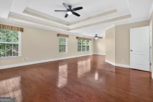 165 Keaton Dr, Fayetteville, GA 30215 - Photo 4
