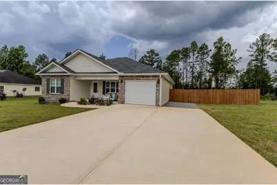 150 Long Pines Circle, East Dublin, GA 31027 - Photo 2