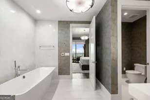3107 Peachtree Rd NE, Atlanta, GA 30305 - Photo 32