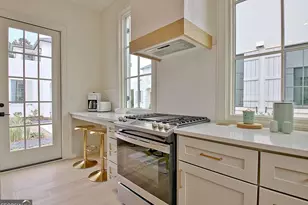 180 High St, Fayetteville, GA 30214 - Photo 2