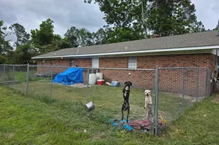 39 Waldon St, Baxley, GA 31513 - Photo 4