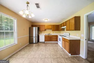 2027 Providence Roads, Statham, GA 30666 - Photo 14