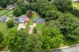 2027 Providence Roads, Statham, GA 30666 - Photo 32