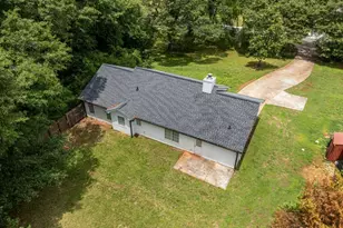 2027 Providence Roads, Statham, GA 30666 - Photo 34