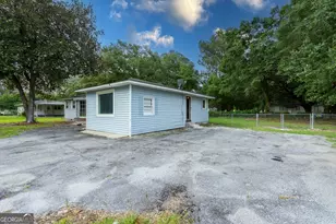 290 McRee Dr, Camilla, GA 31730 - Photo 6