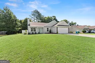 1405 Faith Dr, Winder, GA 30680 - Photo 6