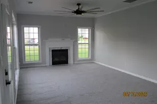 305 Sunderland Cir, Fayetteville, GA 30215 - Photo 4