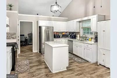 635 Paris Drive, Lawrenceville, GA 30043 - Photo 8