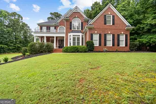 340 Broadmoor Dr, Fayetteville, GA 30215 - Photo 2