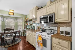 391 Wildwood Cir SE, Calhoun, GA 30701 - Photo 12
