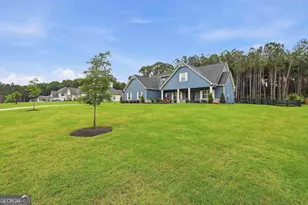 130 Maple Ln, Williamson, GA 30292 - Photo 2